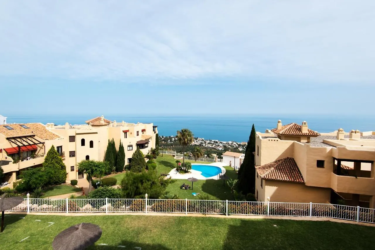 Piso Benalmadena Pueblo Con Vista, Piscina Y Tranquilidad Apartment 0*,  Spain